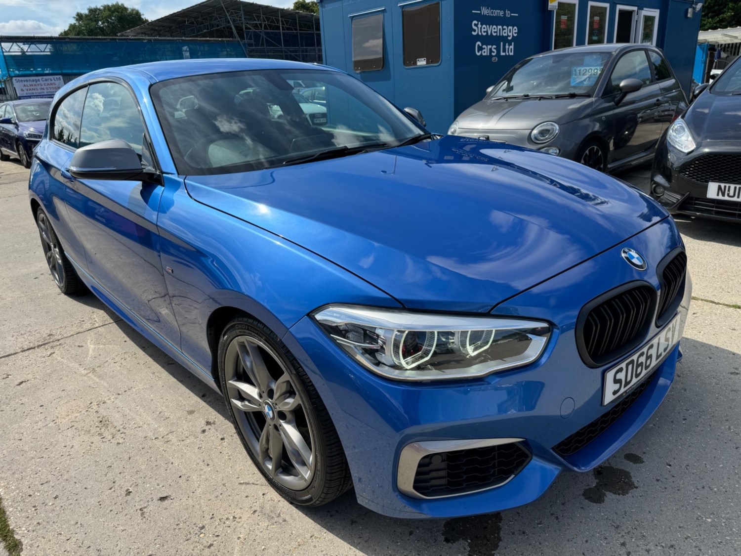 BMW 1 Series Listing Image