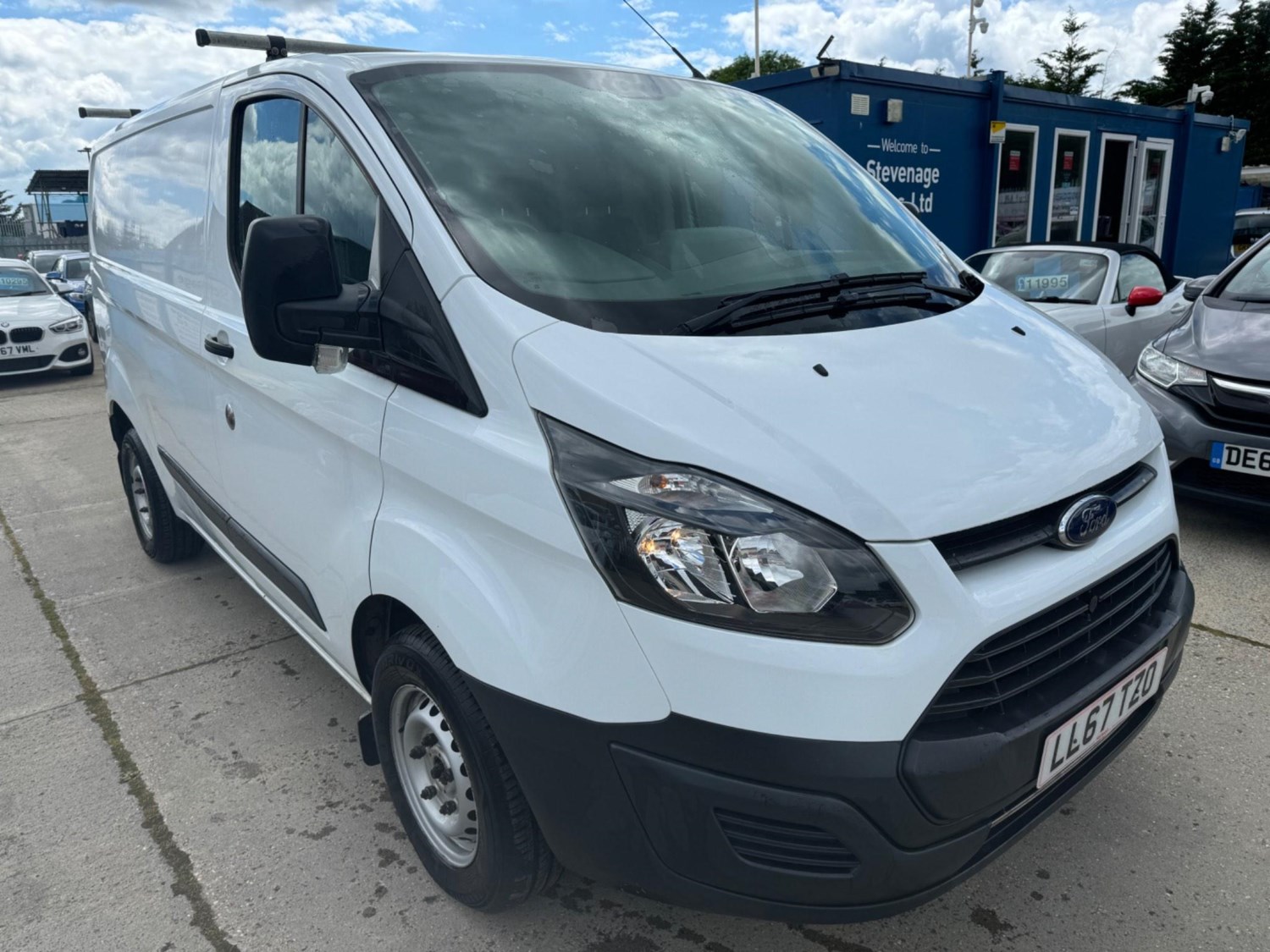 Ford Transit Custom Listing Image