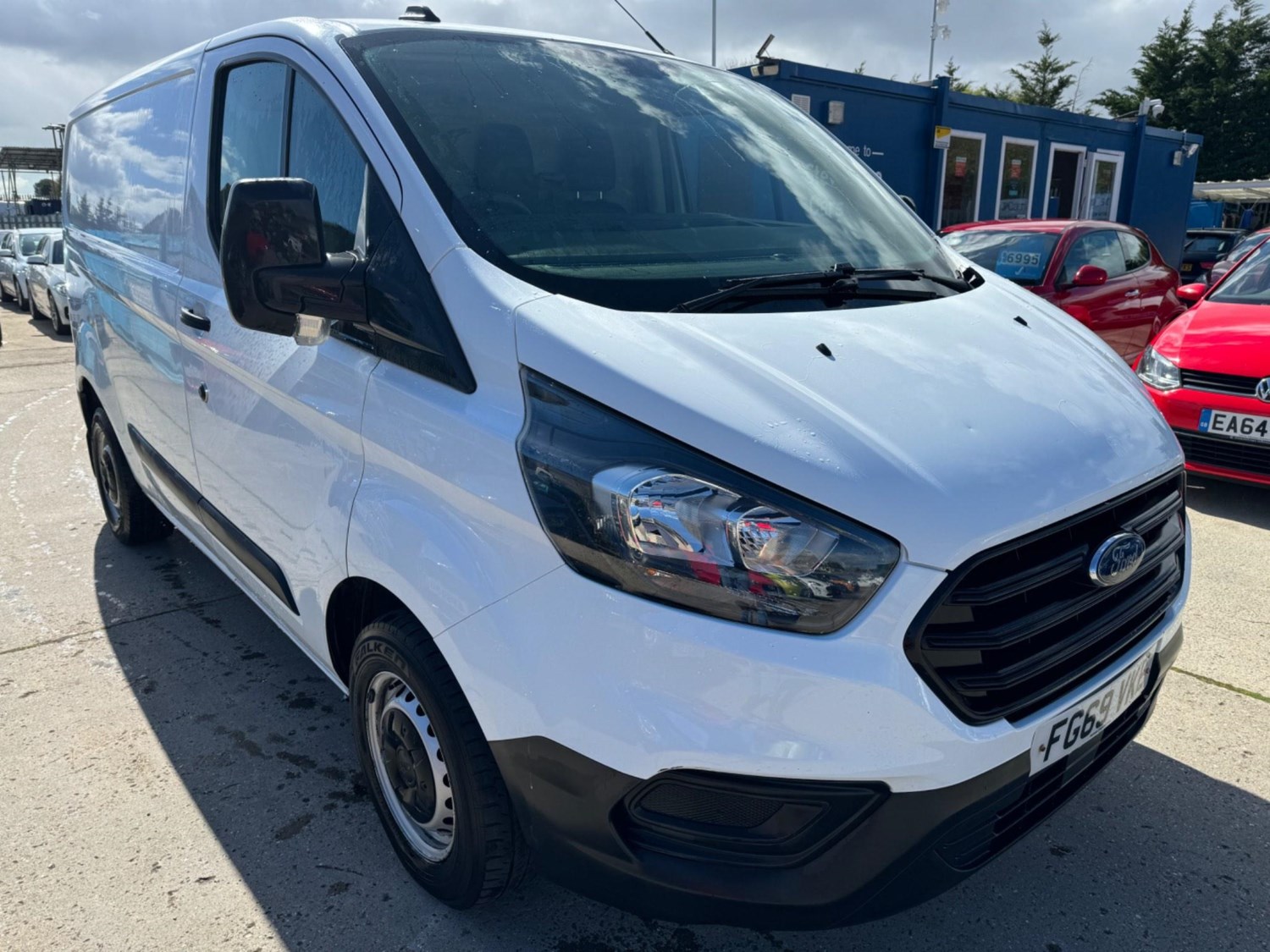 Ford Transit Custom Listing Image