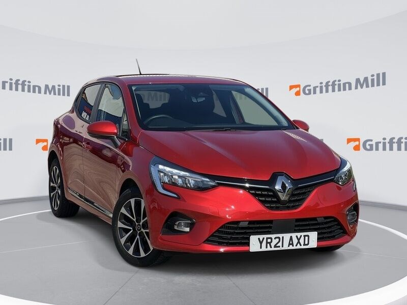 Renault Clio Listing Image