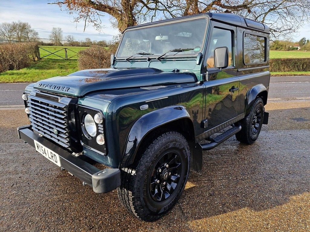 Land Rover Defender 90 Listing Image