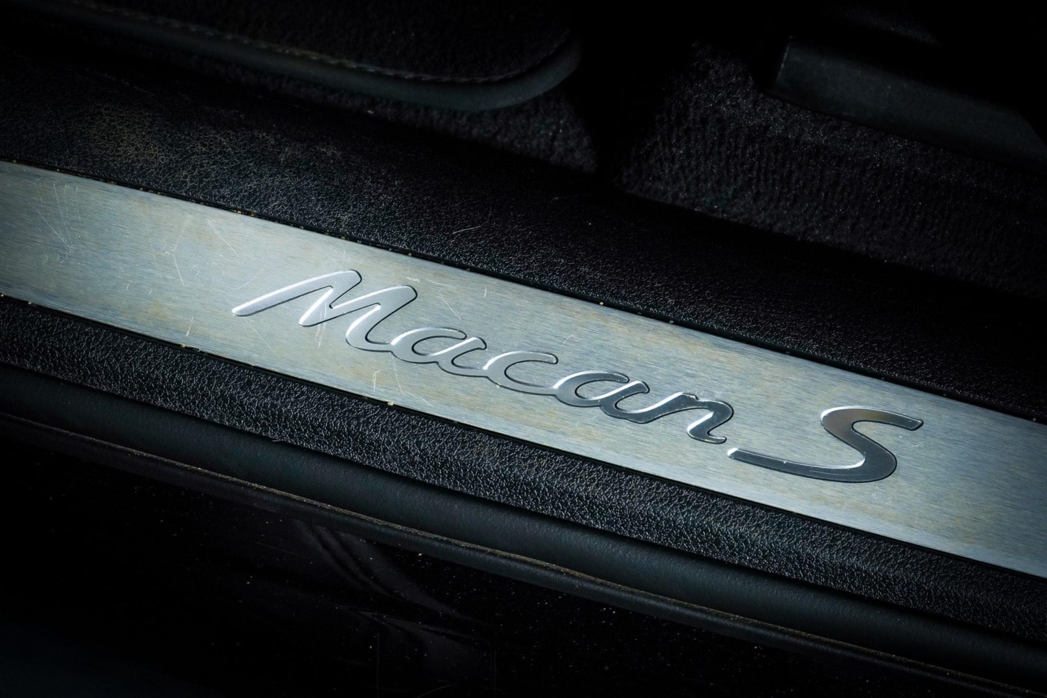 Porsche Macan Listing Image