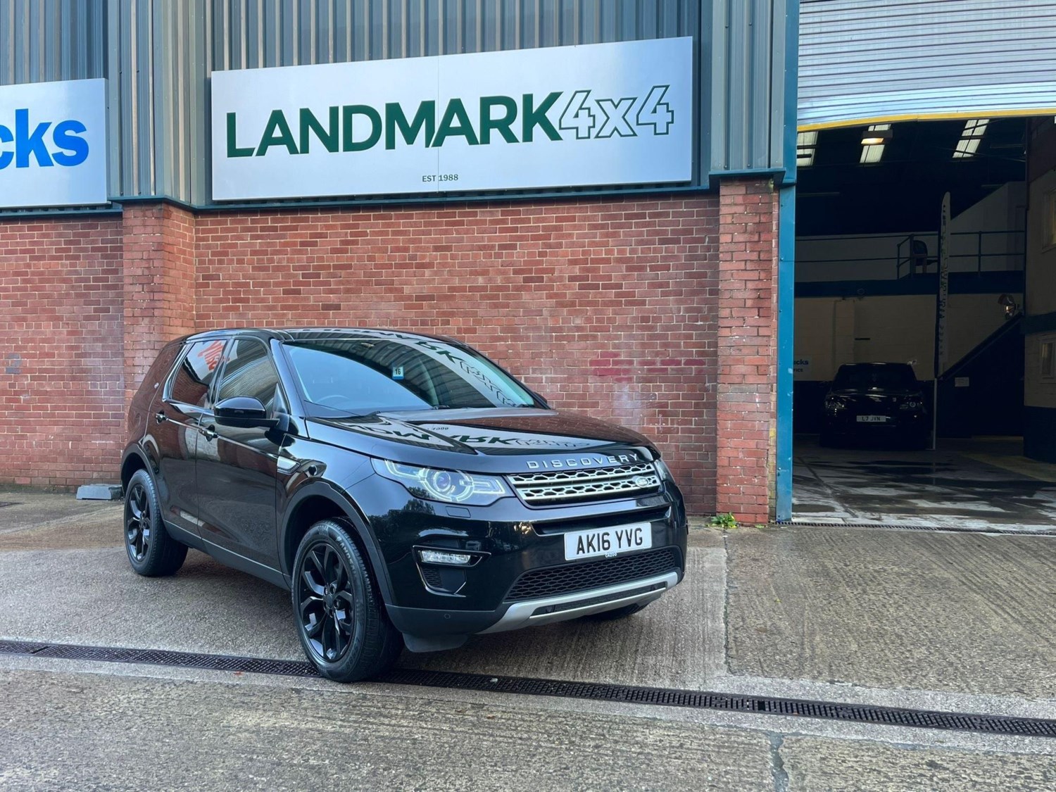 Land Rover Discovery Sport Listing Image