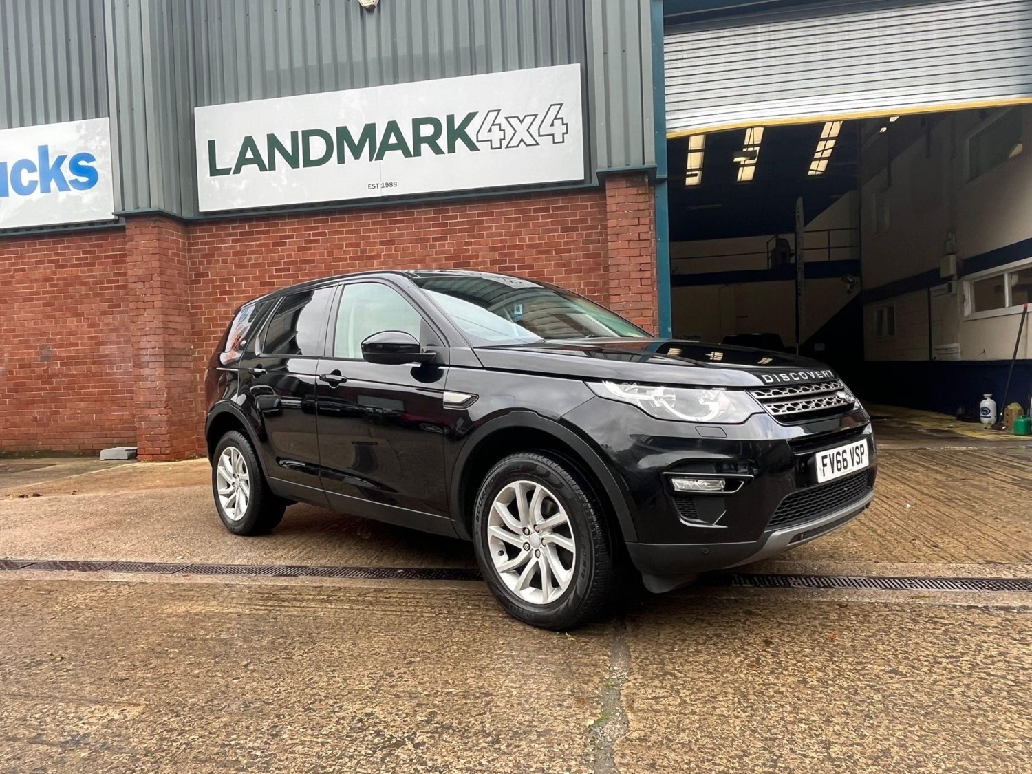 Land Rover Discovery Sport Listing Image