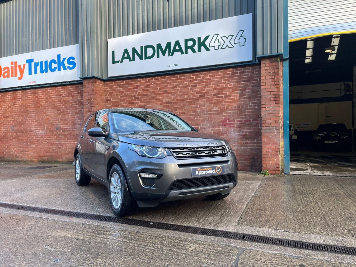 Land Rover Discovery Sport Listing Image