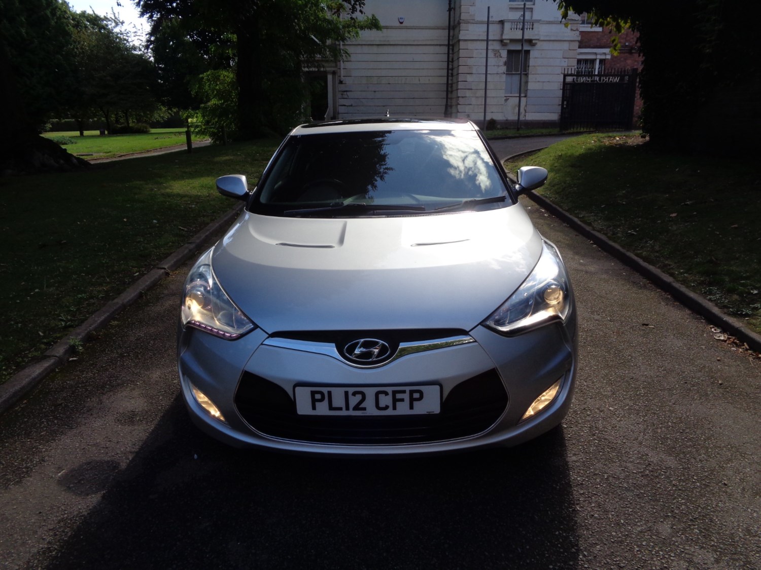 Hyundai Veloster Listing Image