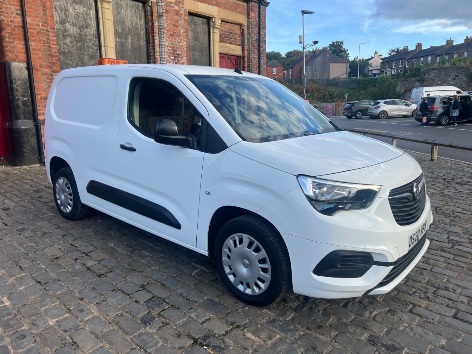 Vauxhall Combo Listing Image