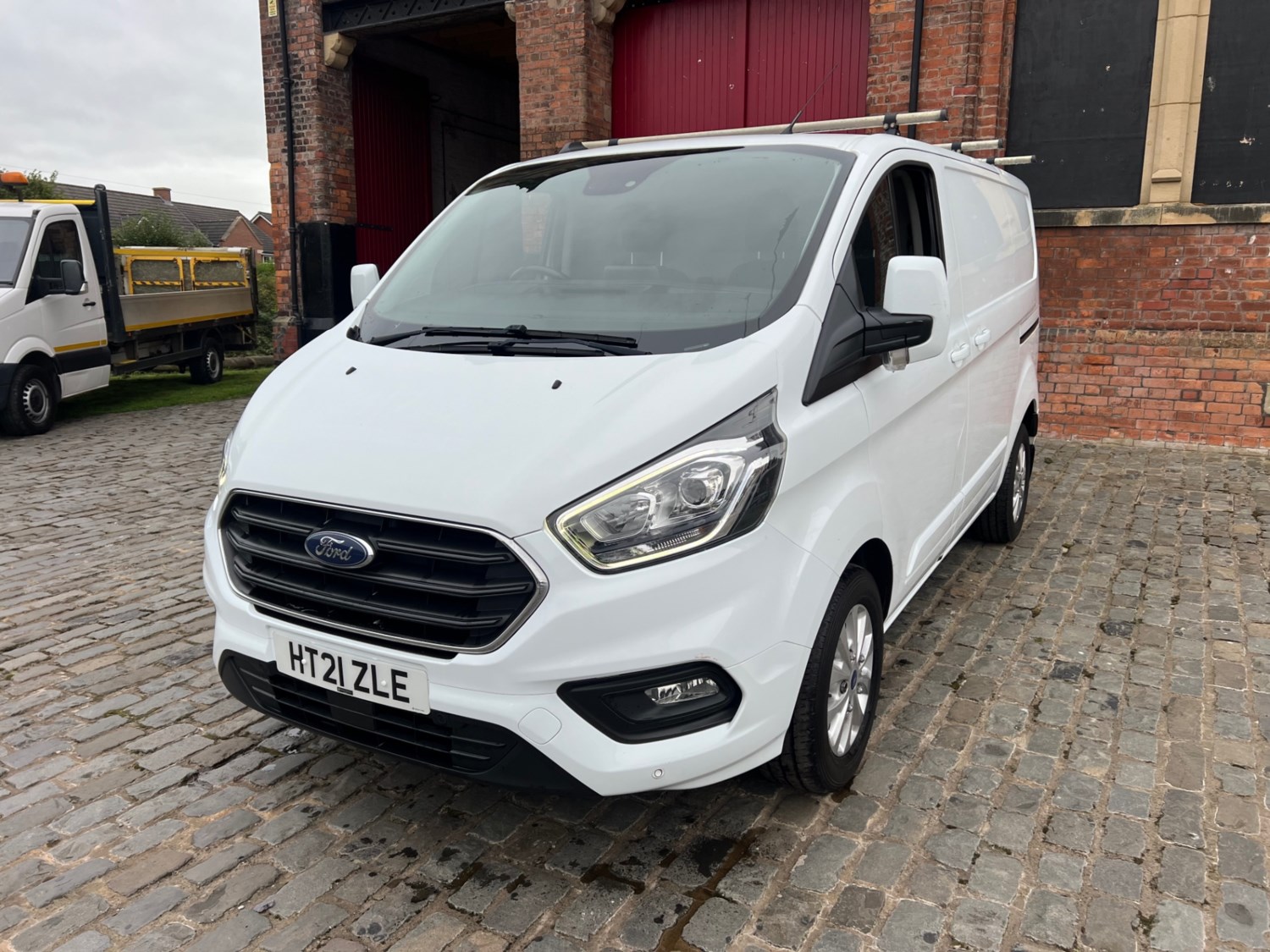 Ford Transit Custom Listing Image