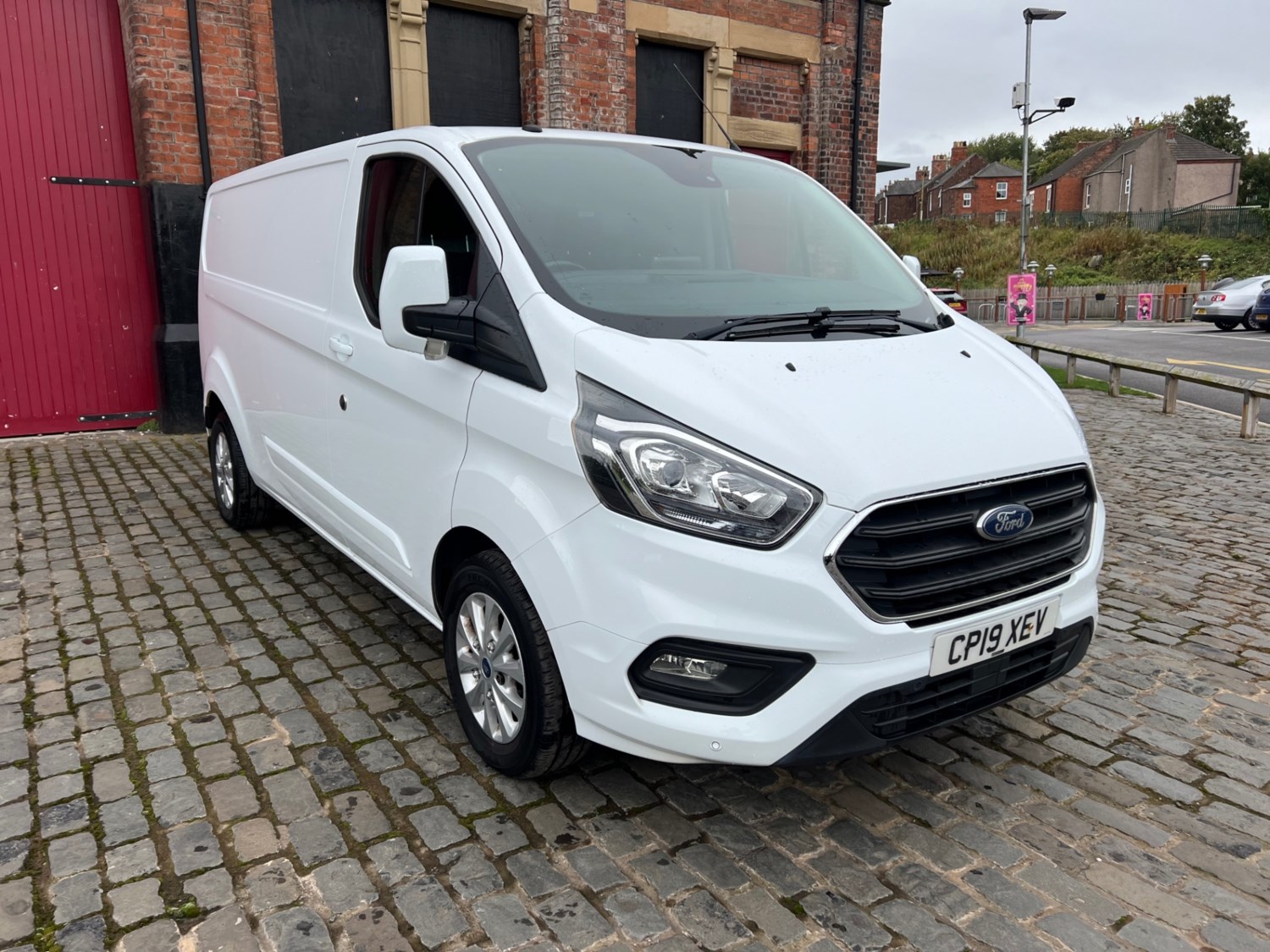 Ford Transit Custom Listing Image