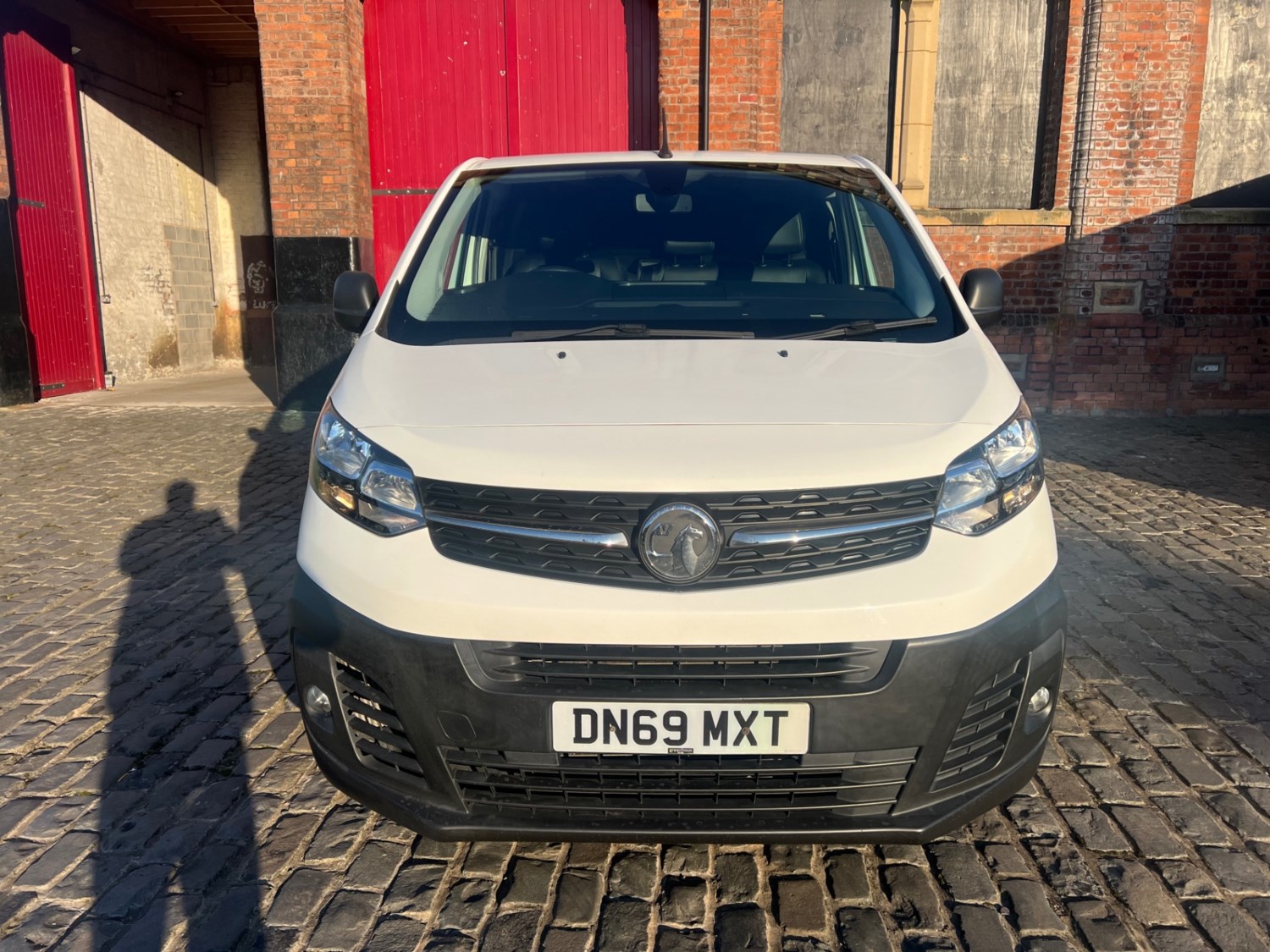 Vauxhall Vivaro Listing Image