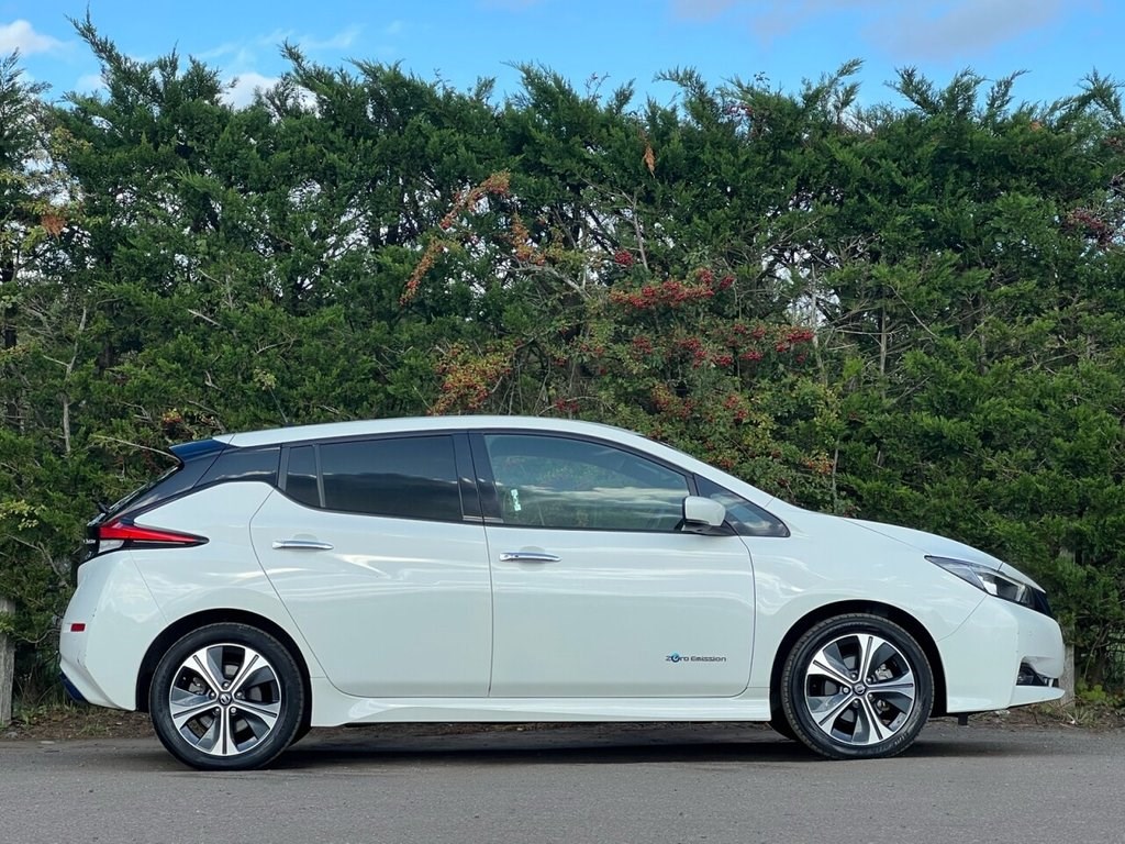 Nissan Leaf Listing Image