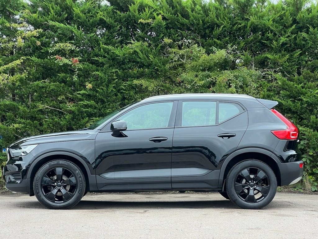 Volvo XC40 Listing Image