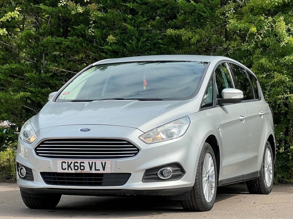 Ford S-Max Listing Image