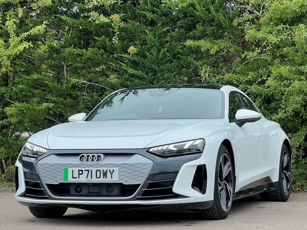 Audi e-tron GT Listing Image