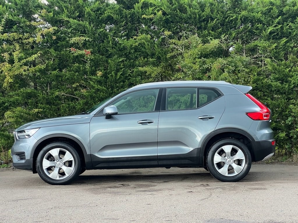 Volvo XC40 Listing Image