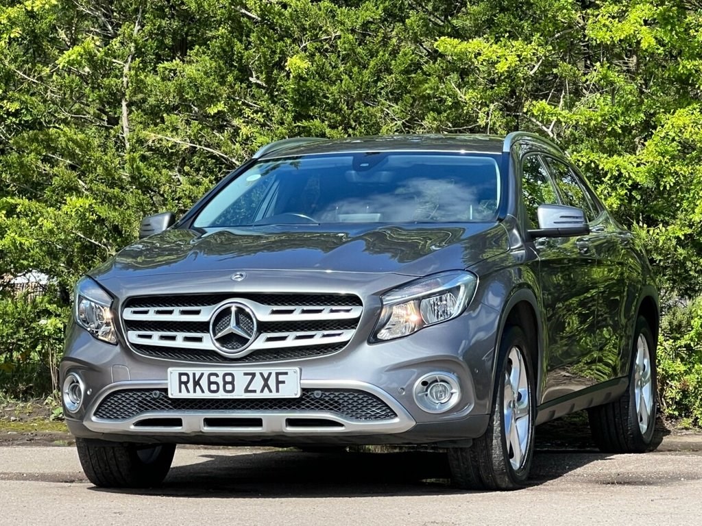 Mercedes-Benz GLA Listing Image