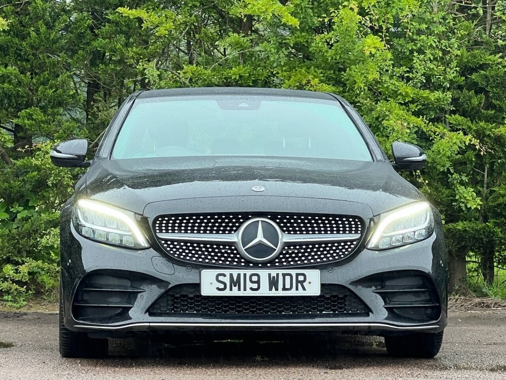 Mercedes-Benz C-Class Listing Image