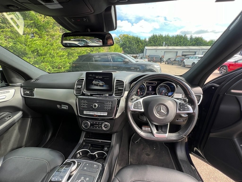 Mercedes-Benz GLE Listing Image