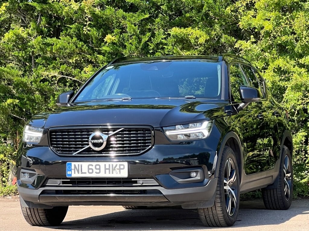 Volvo XC40 Listing Image