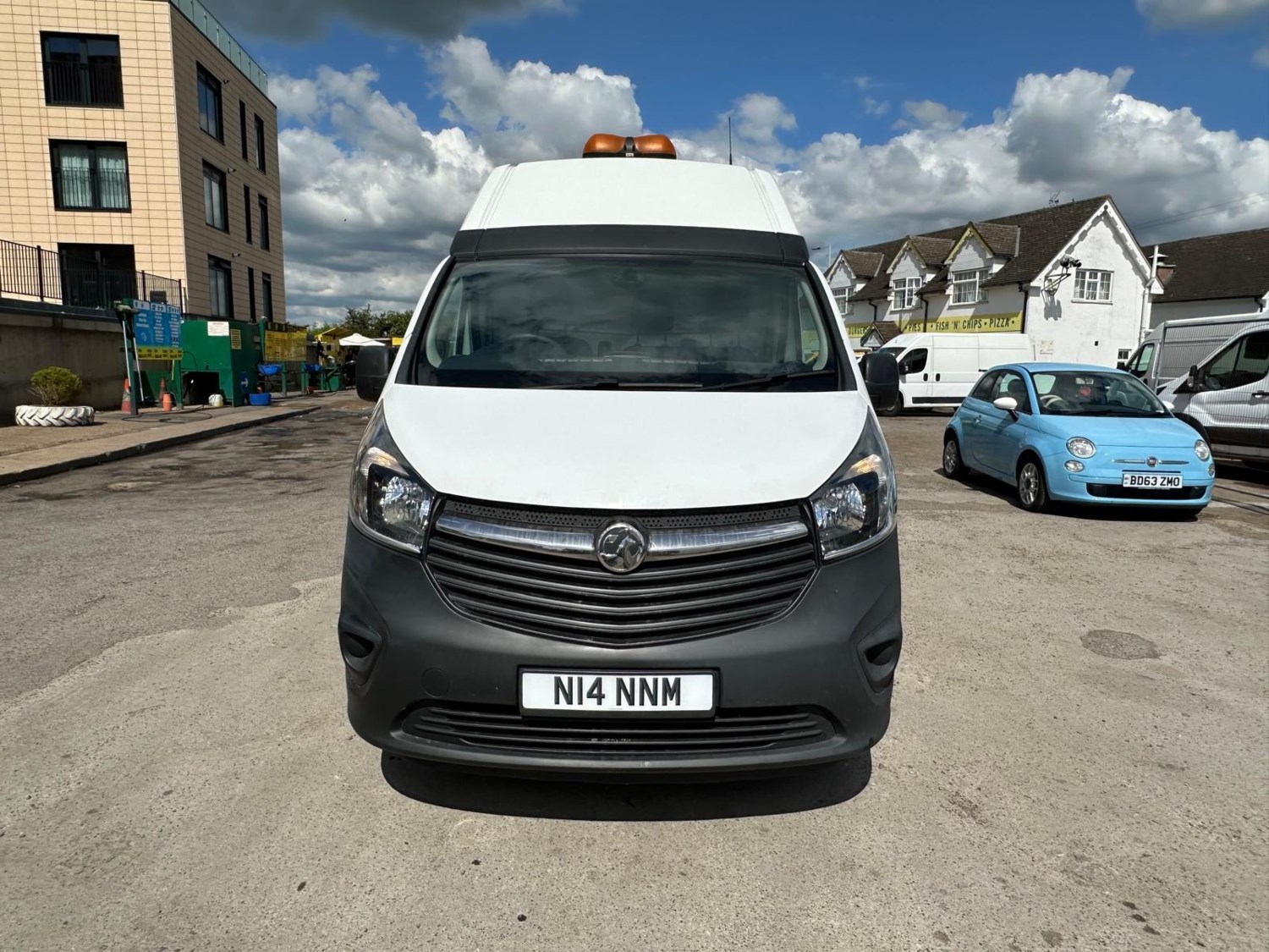 Vauxhall Vivaro Listing Image