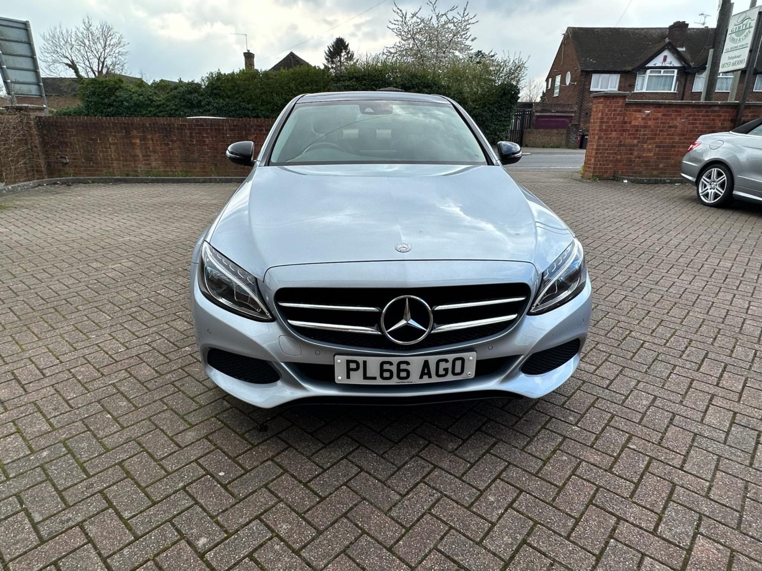 Mercedes-Benz C-Class Listing Image