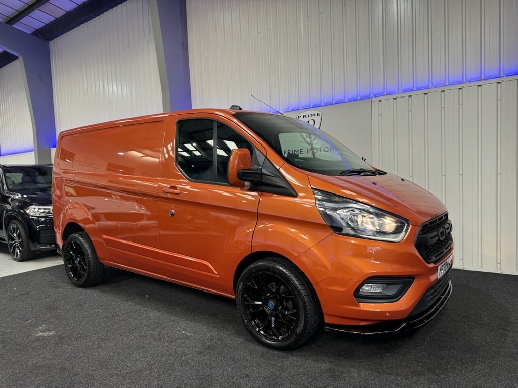 Ford Transit Custom Listing Image