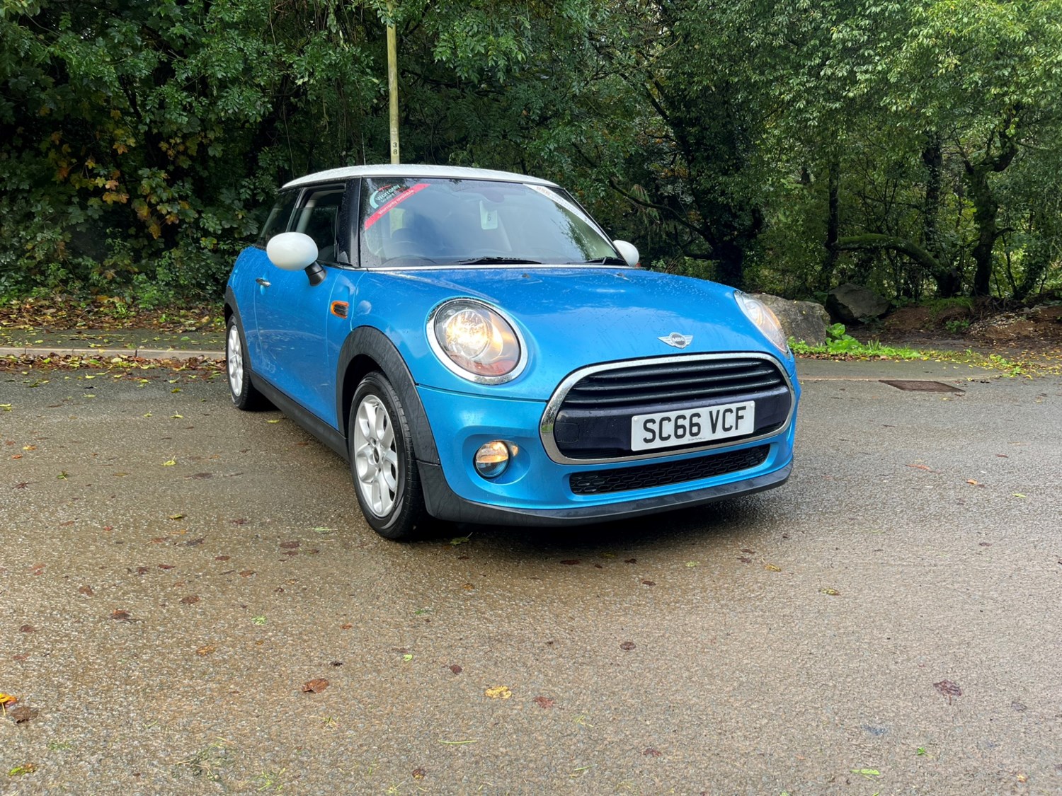 MINI Hatch Listing Image