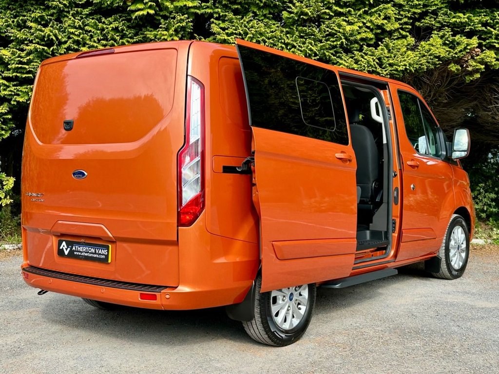 Ford Transit Custom Listing Image