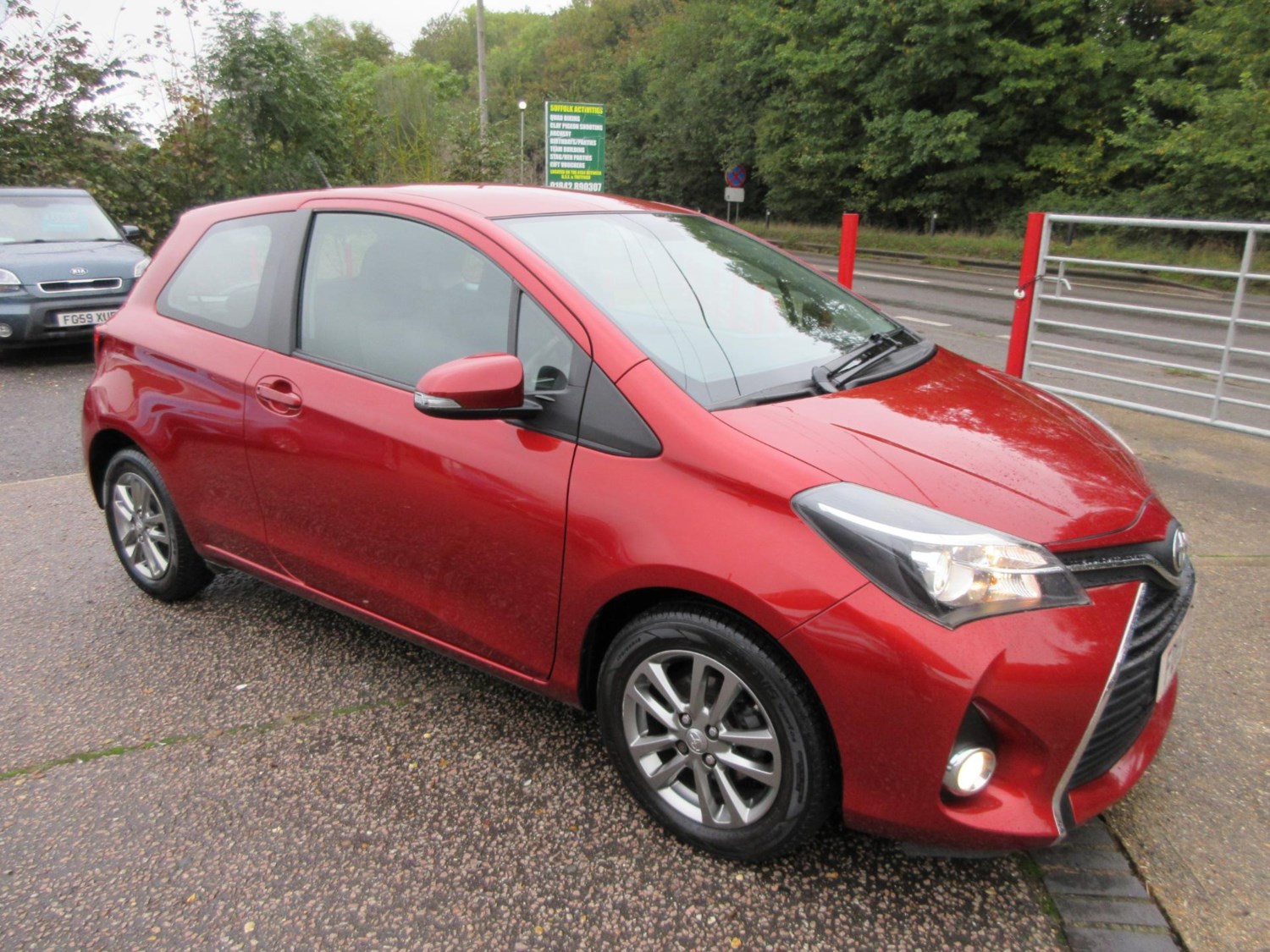 Toyota Yaris Listing Image