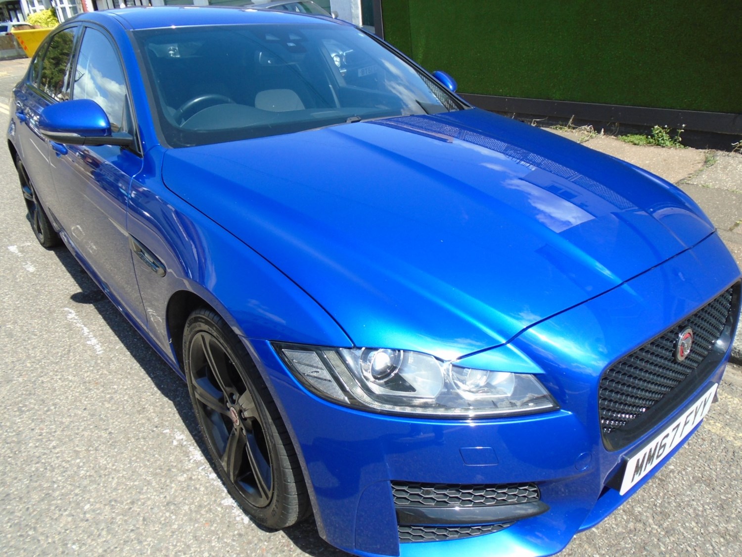 Jaguar XF Listing Image