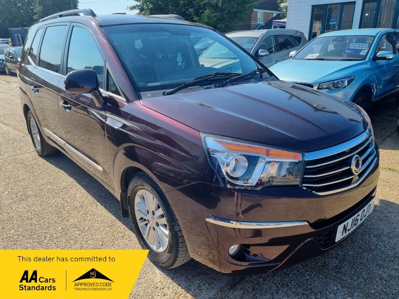 SsangYong Turismo Listing Image