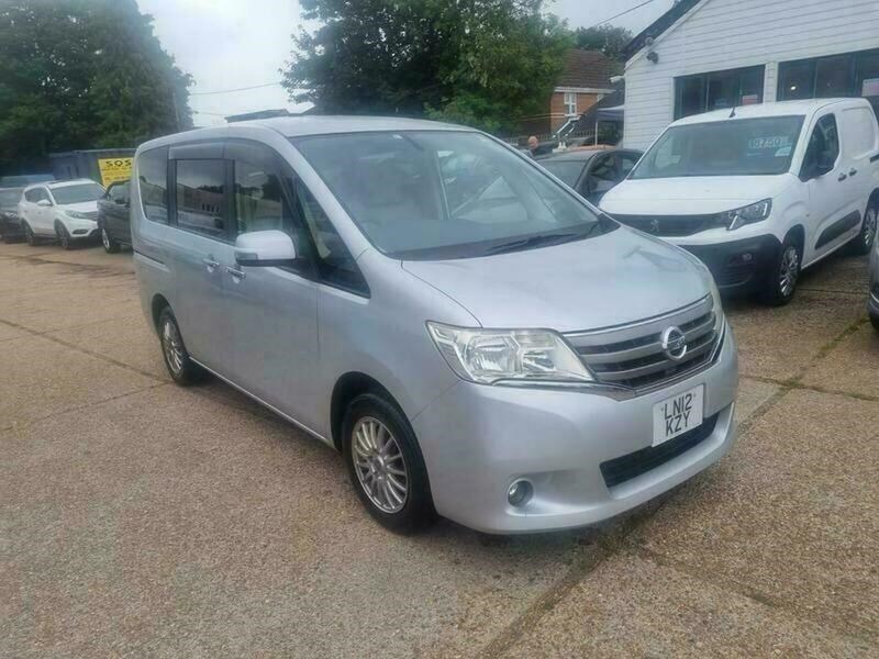 Nissan Serena Listing Image