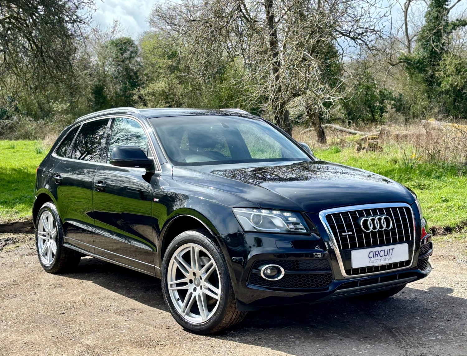 Audi Q5 Listing Image