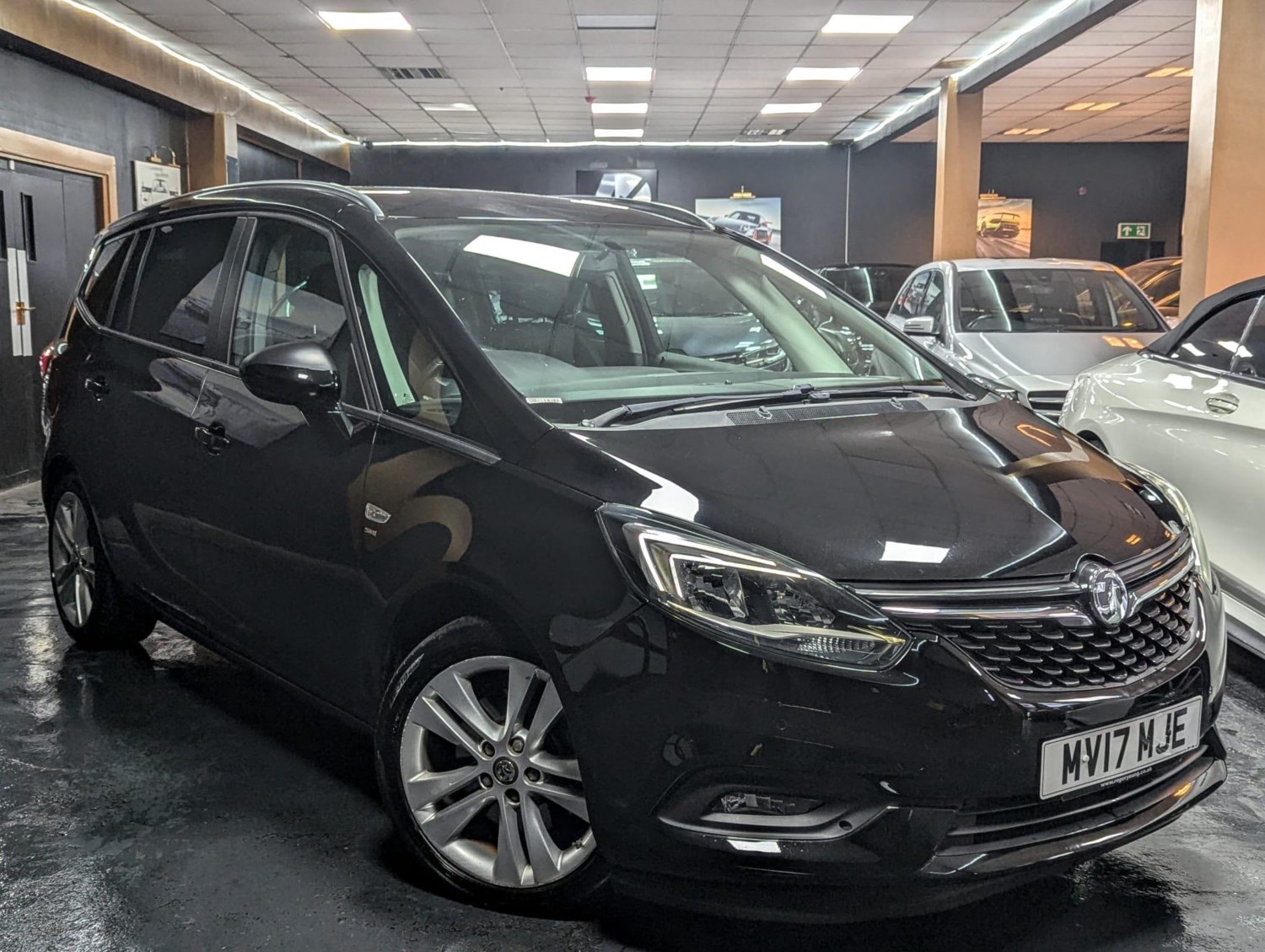 Vauxhall Zafira Tourer Listing Image