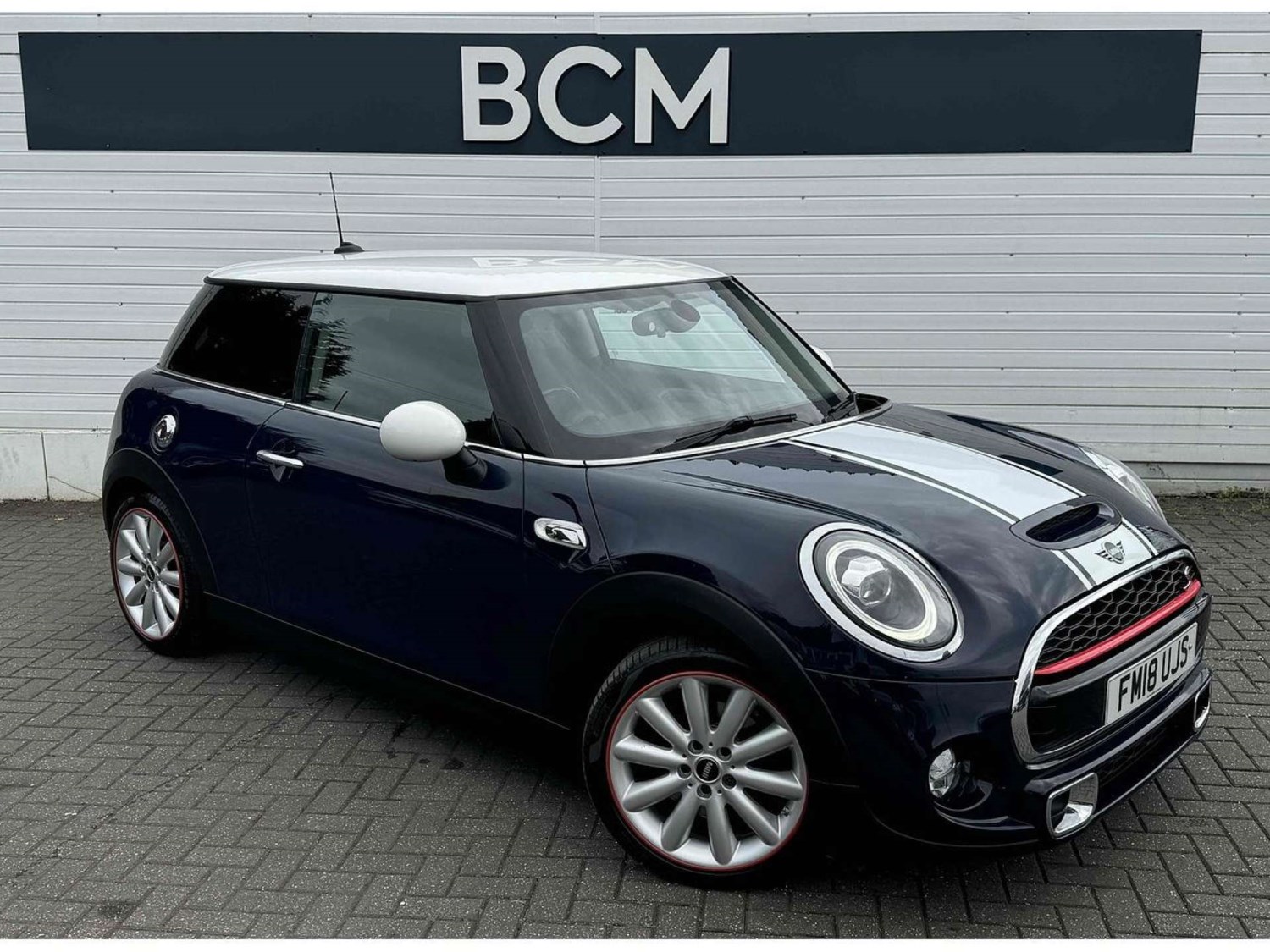 MINI Hatch Listing Image