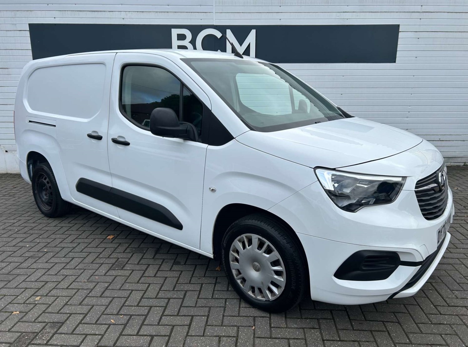 Vauxhall Combo Listing Image