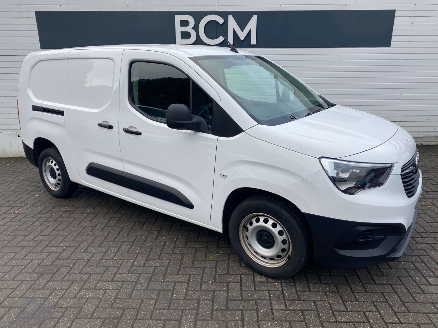 Vauxhall Combo Listing Image