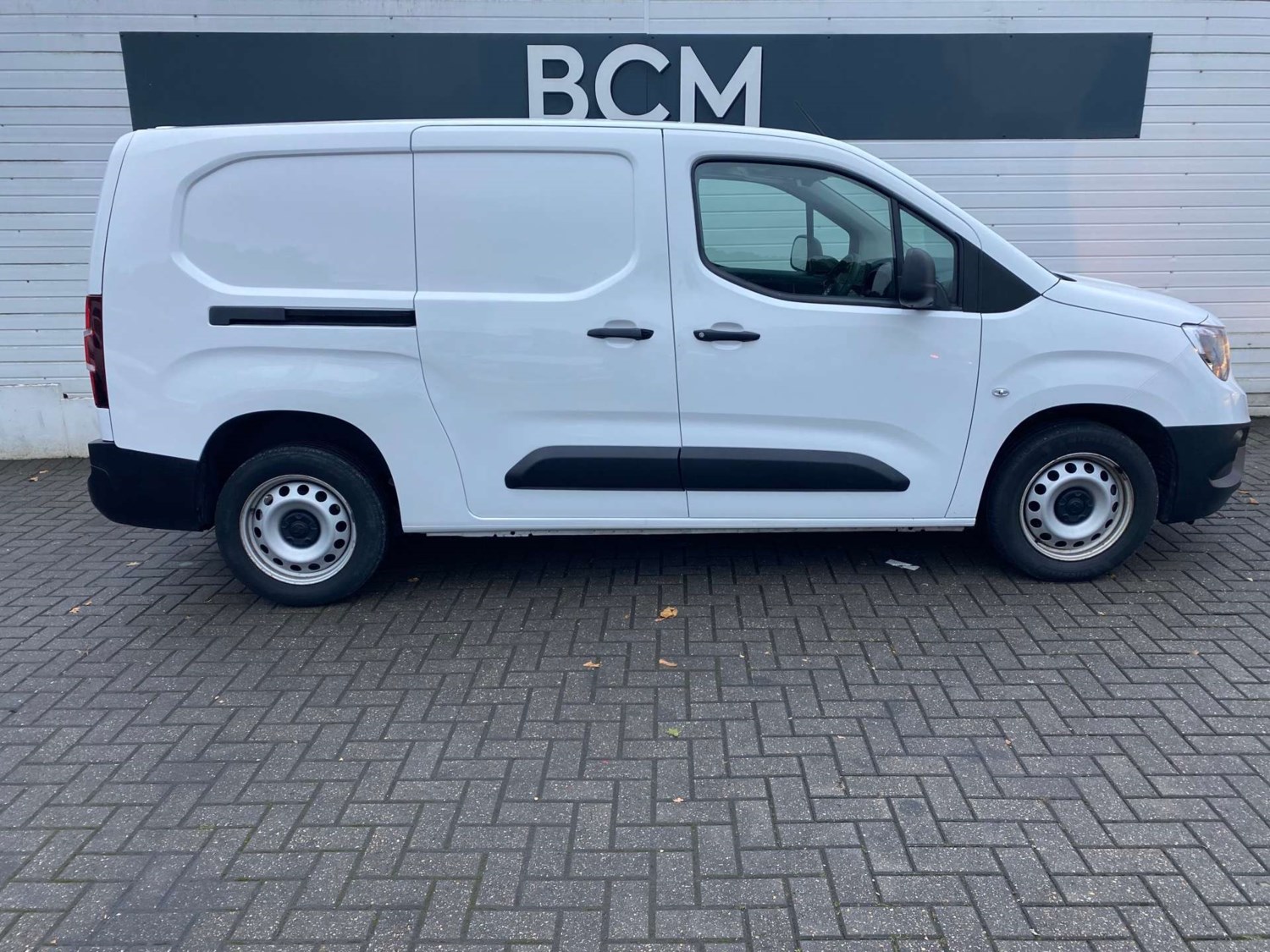 Vauxhall Combo Listing Image