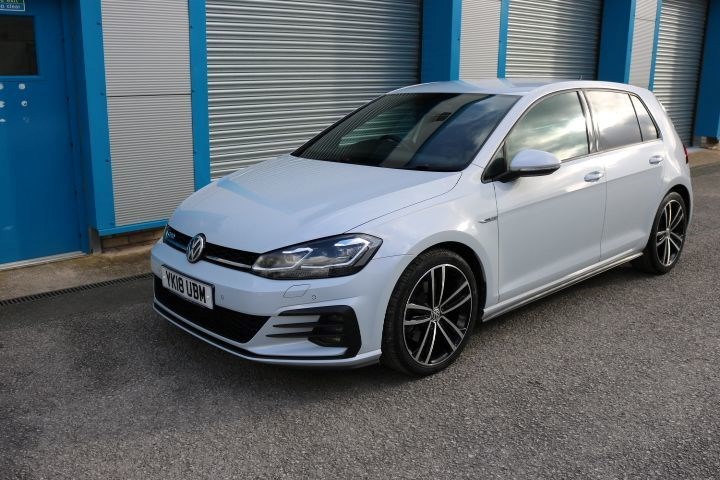 Volkswagen Golf Listing Image