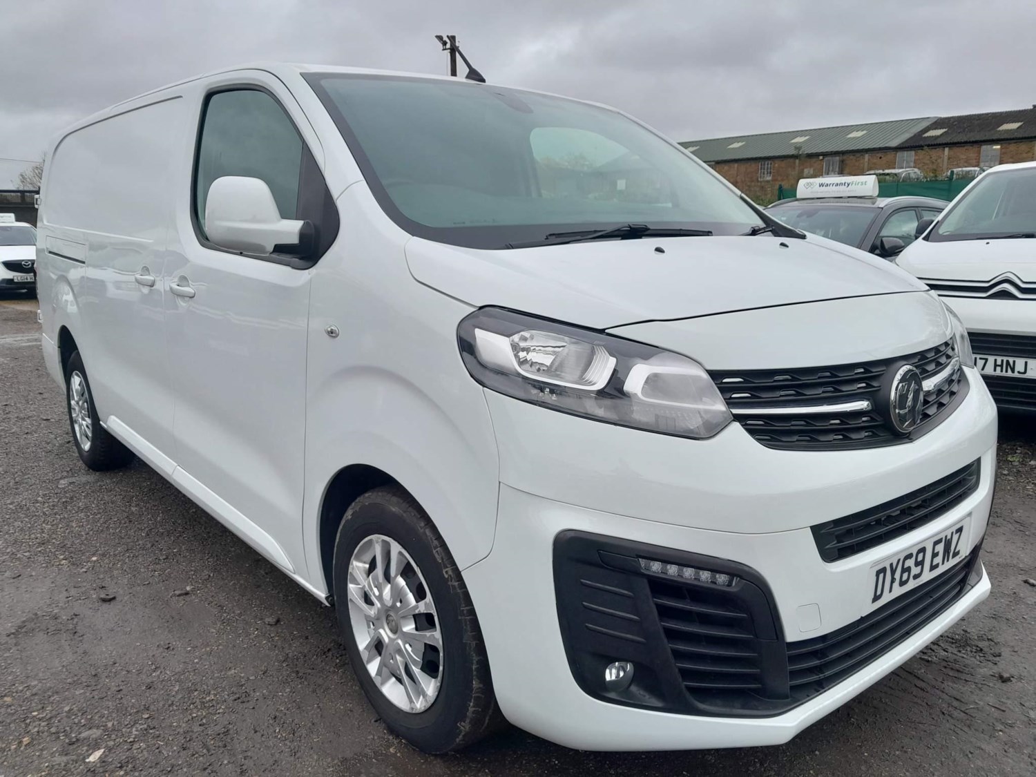 Vauxhall Vivaro Listing Image