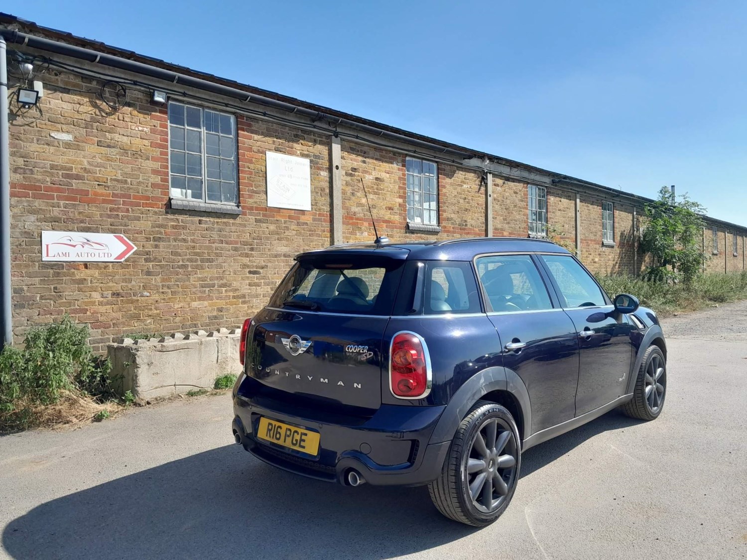 MINI Countryman Listing Image