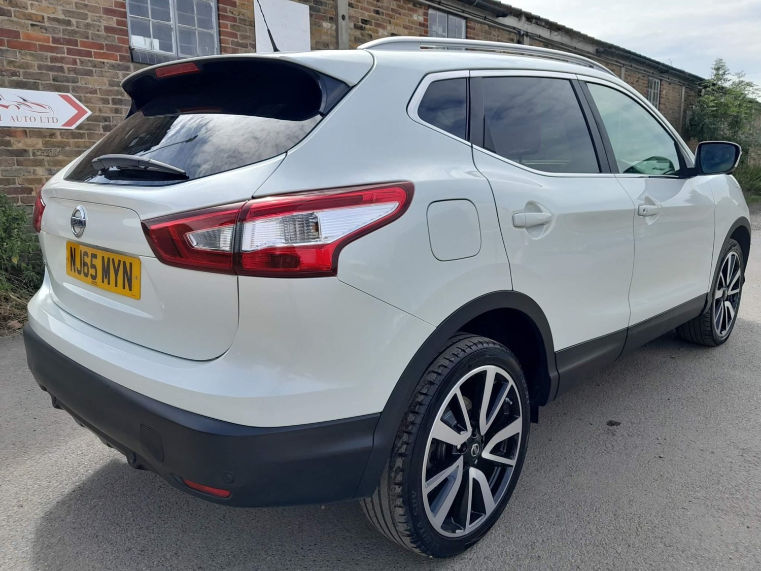 Nissan Qashqai Listing Image