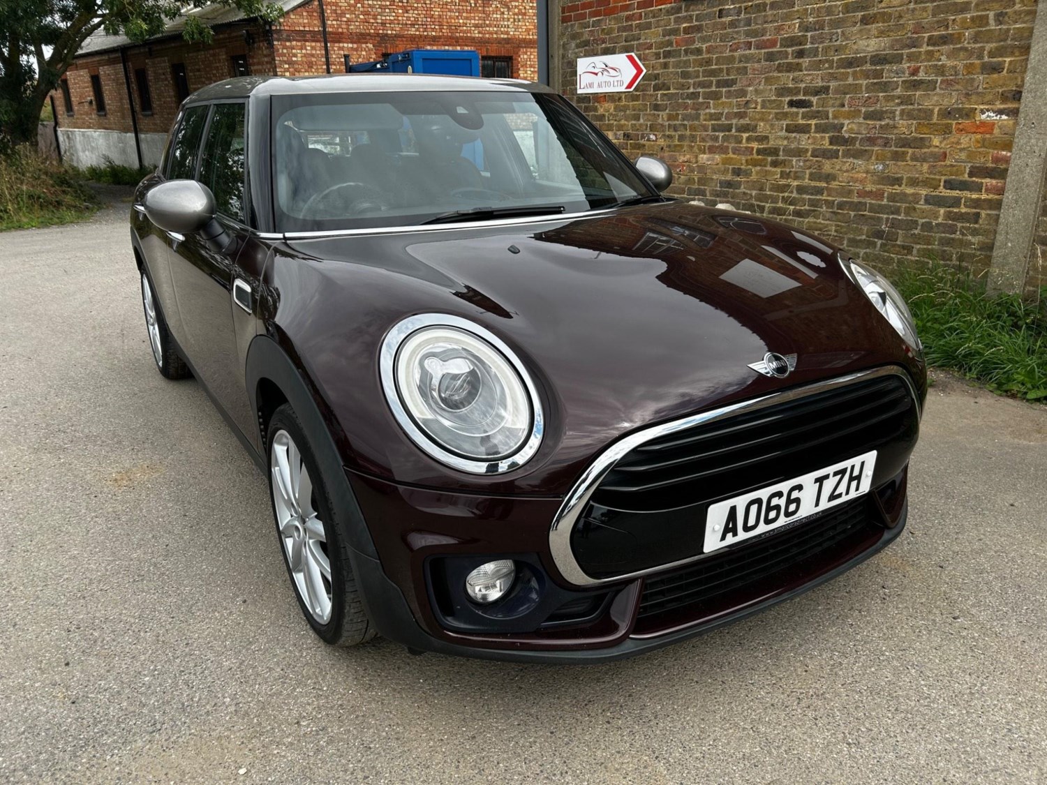 MINI Clubman Listing Image