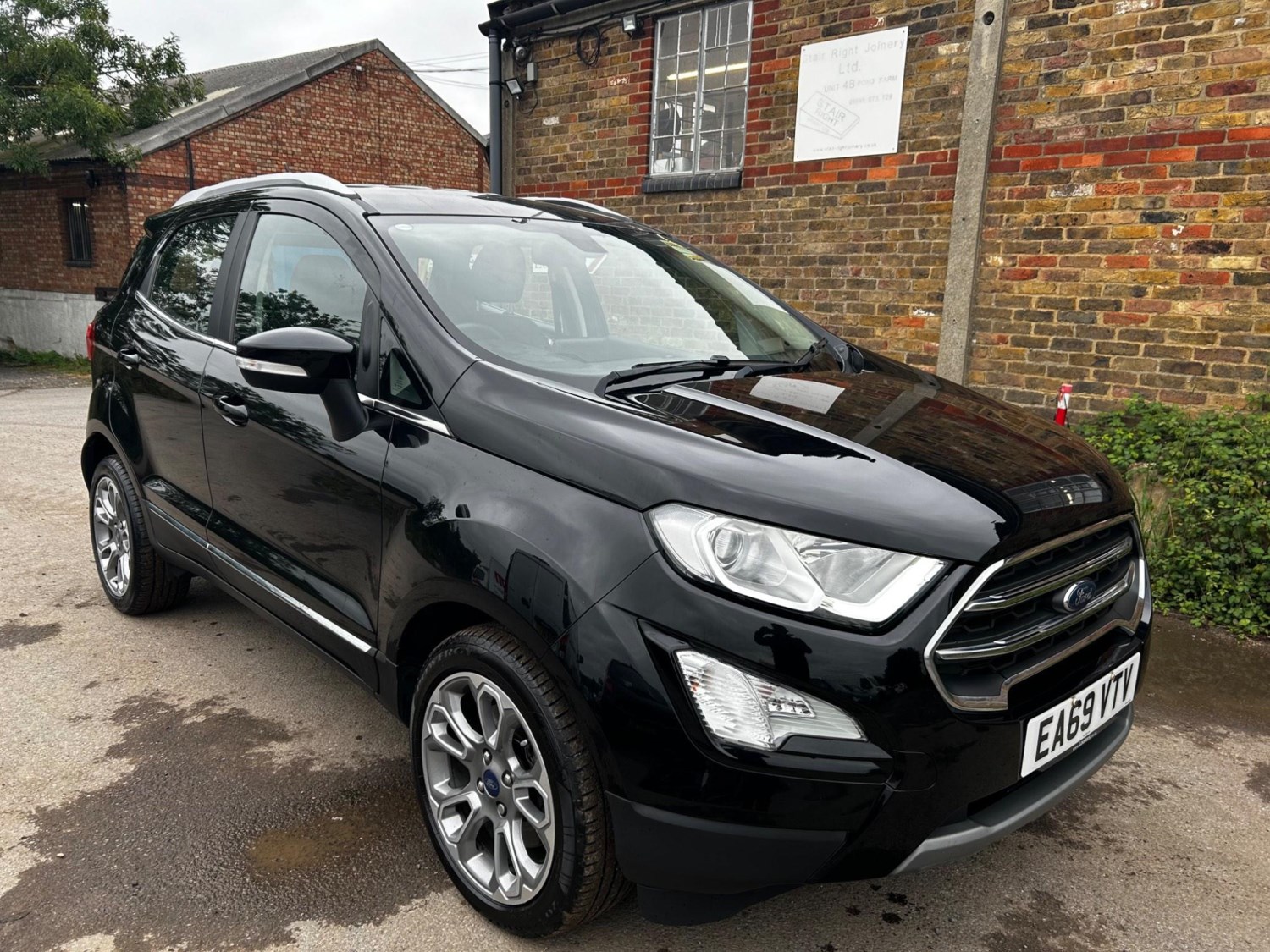 Ford EcoSport Listing Image