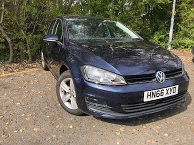 Volkswagen Golf Listing Image