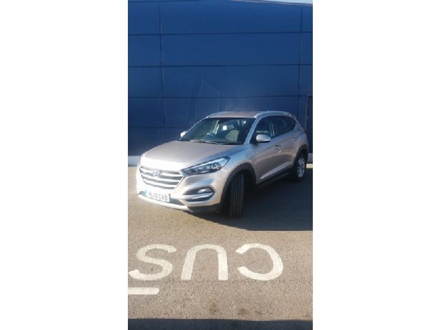 Hyundai TUCSON Listing Image