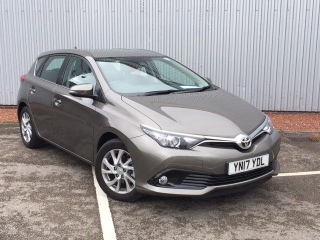 Toyota Auris Listing Image