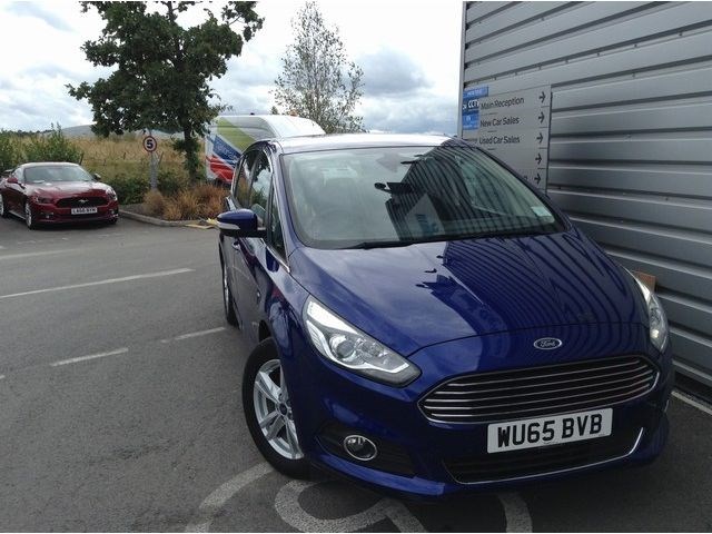 Ford S-Max Listing Image