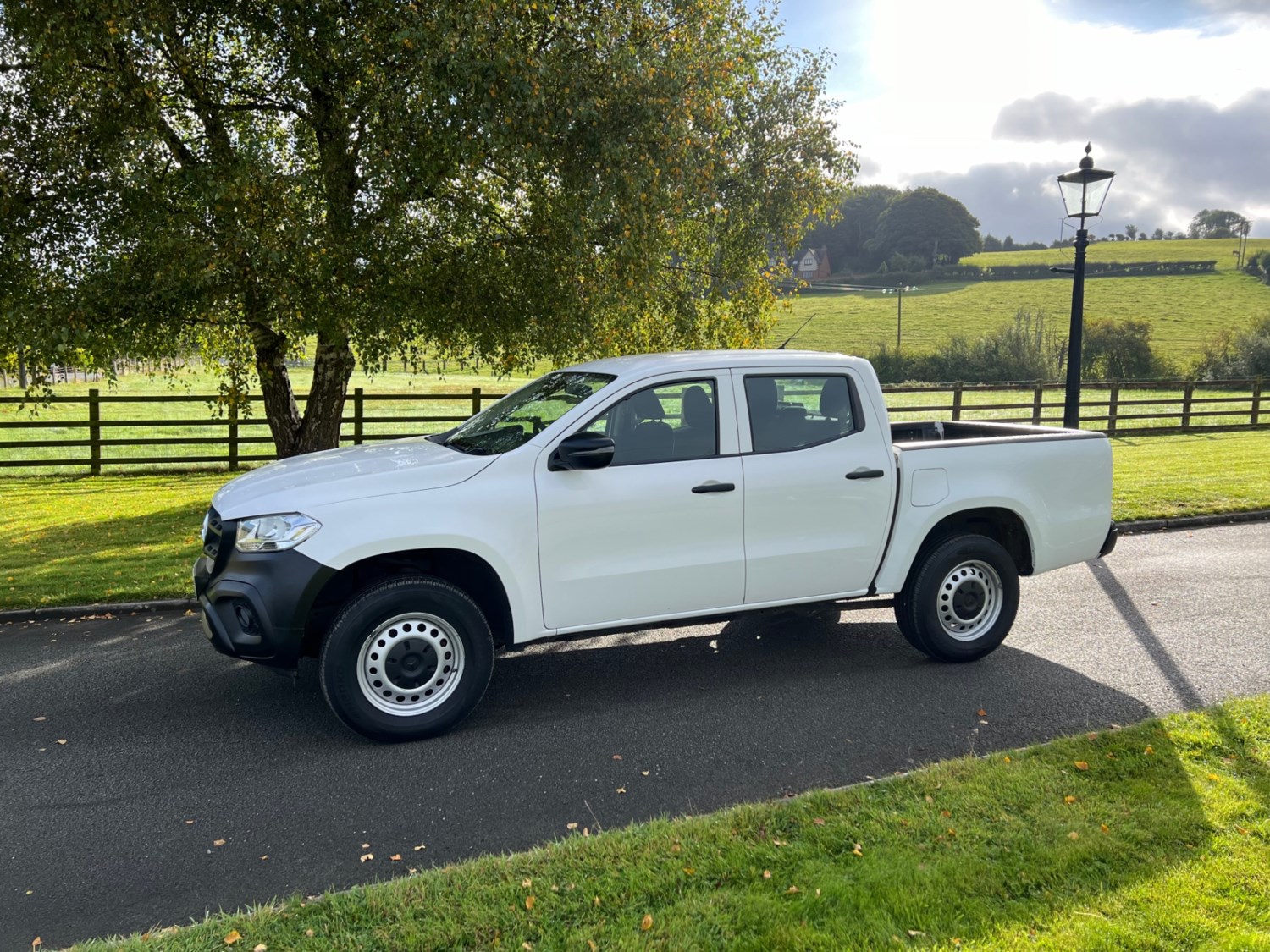 Mercedes-Benz X-Class Listing Image