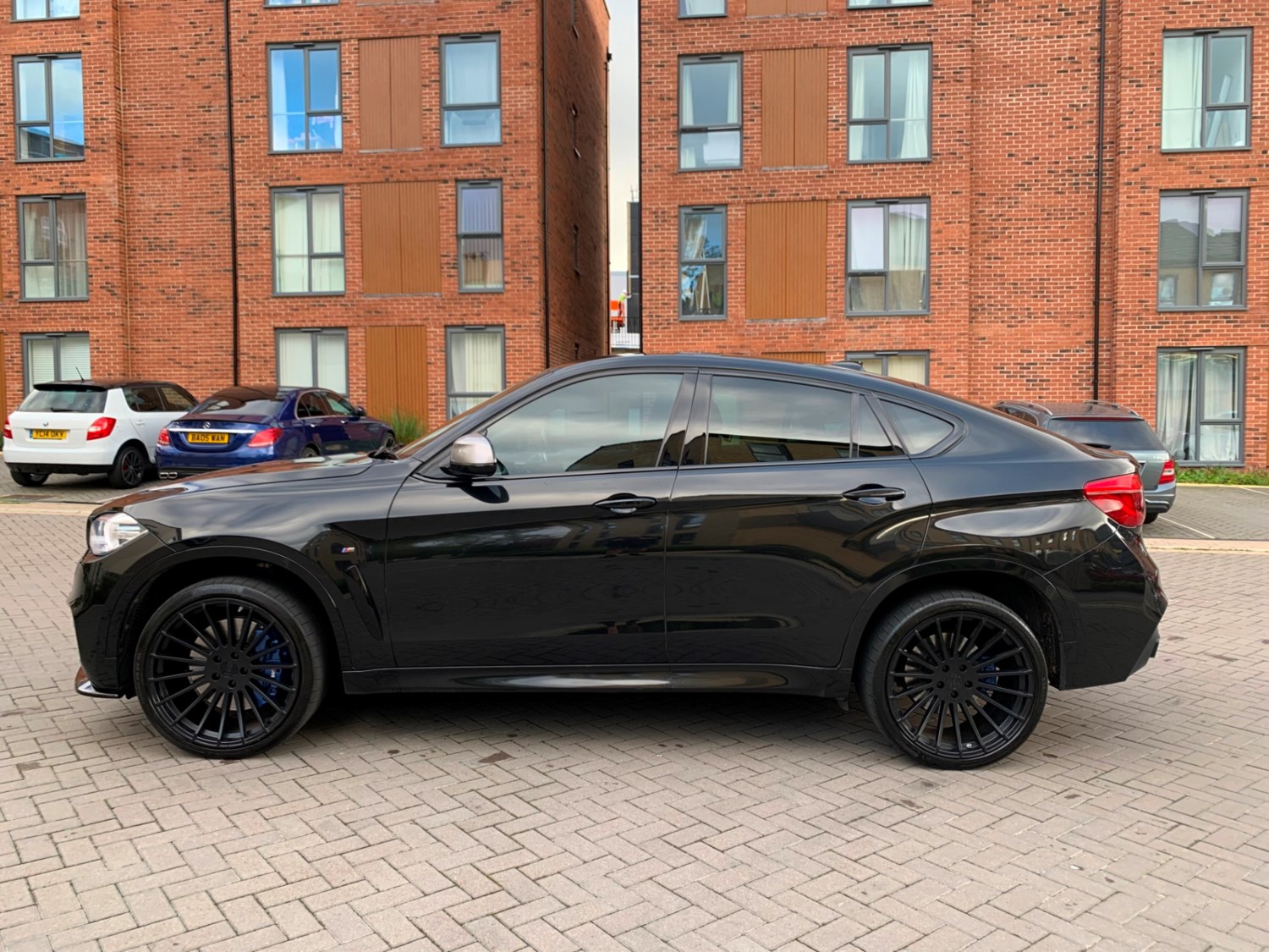 BMW X6 Listing Image